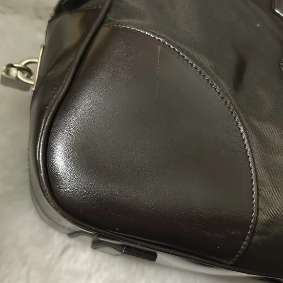 Prada Large green nylon and brown leather commuter bowling bag & lock & keys - Picture 9 of 17